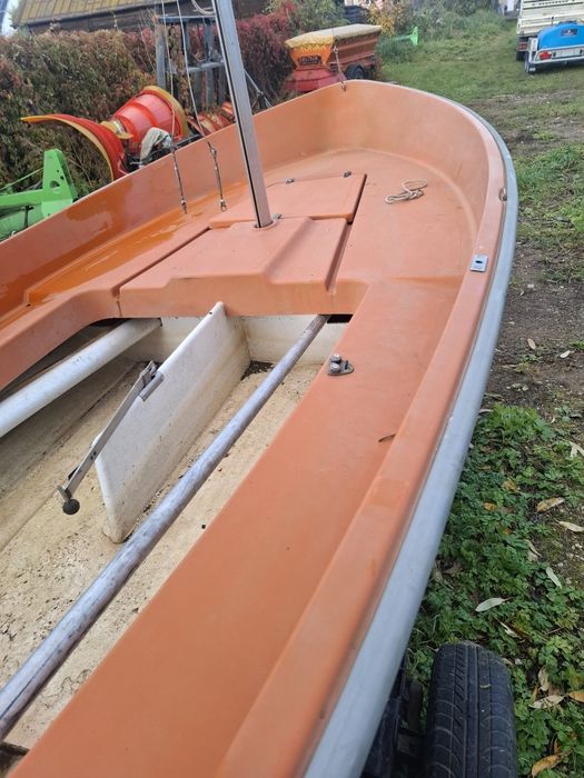 Sprzedam łódkę/żaglówkę