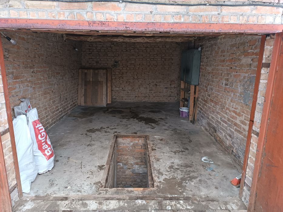 Гараж кооп #6 за Автолендом (Пацаєва, Волкова)