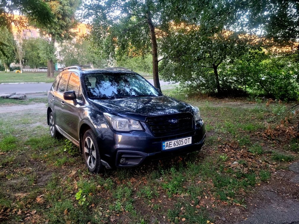 Продам Subaru Forester SJ  2016