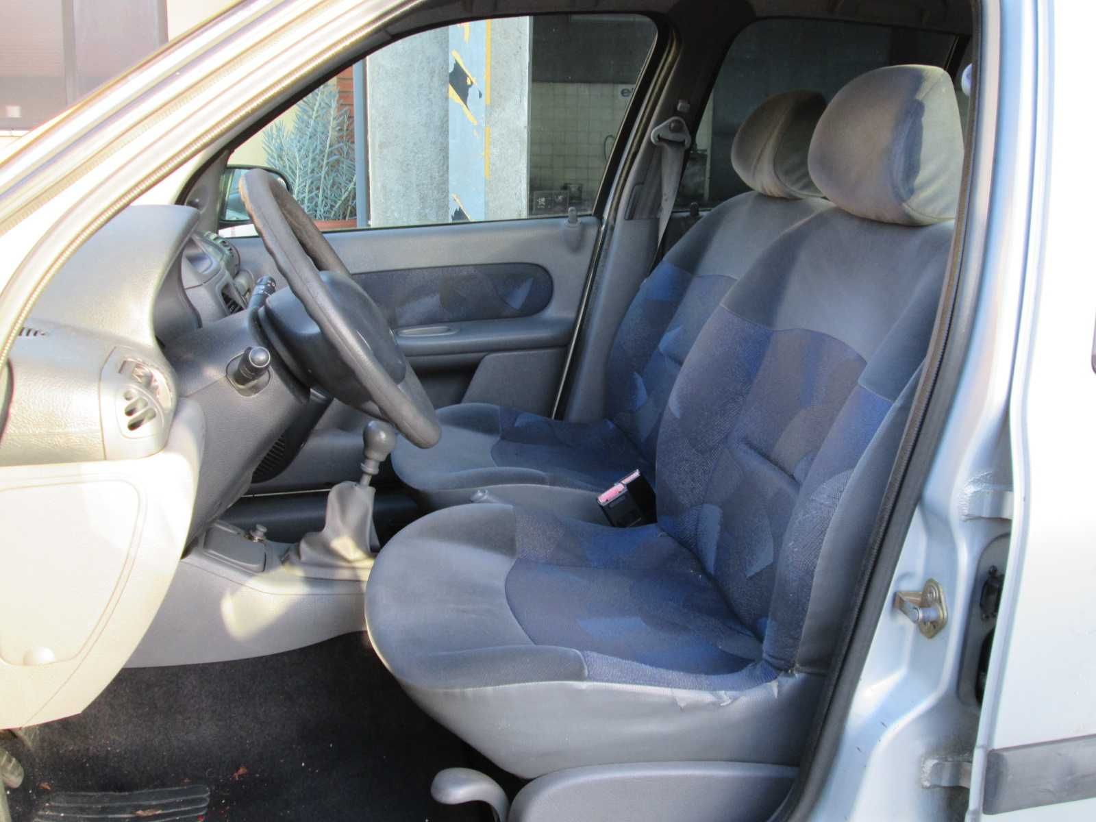 Renault Clio 1.2i  D/A  1999