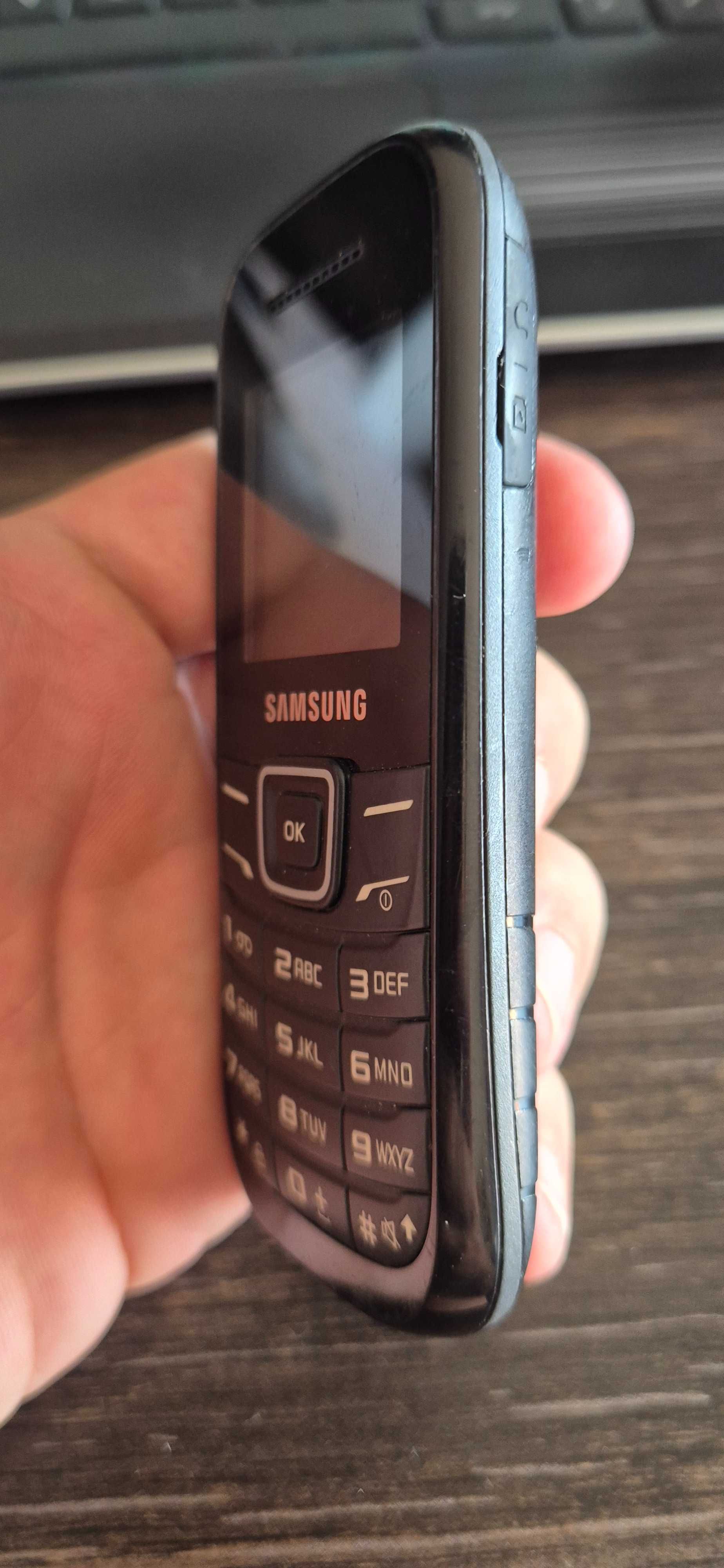 Telemóvel Samsung E1200 Coleção