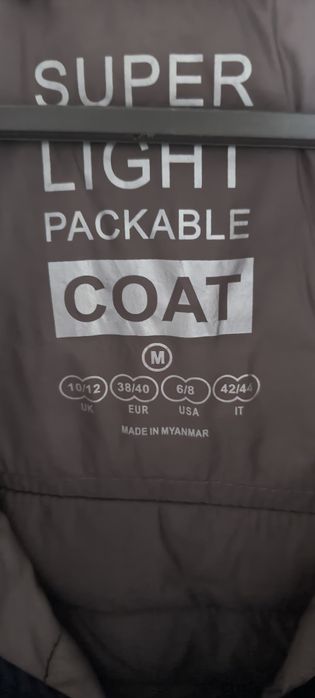 Отдам бесплатно сумку и одежду