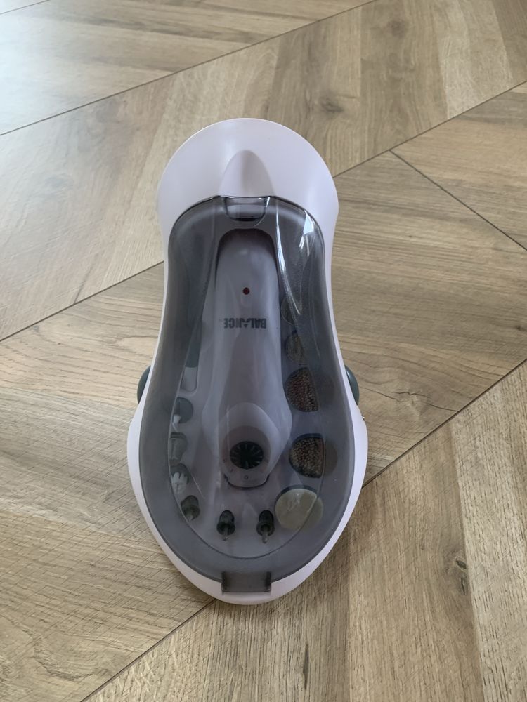 Lampa uv i zestaw do pedicure