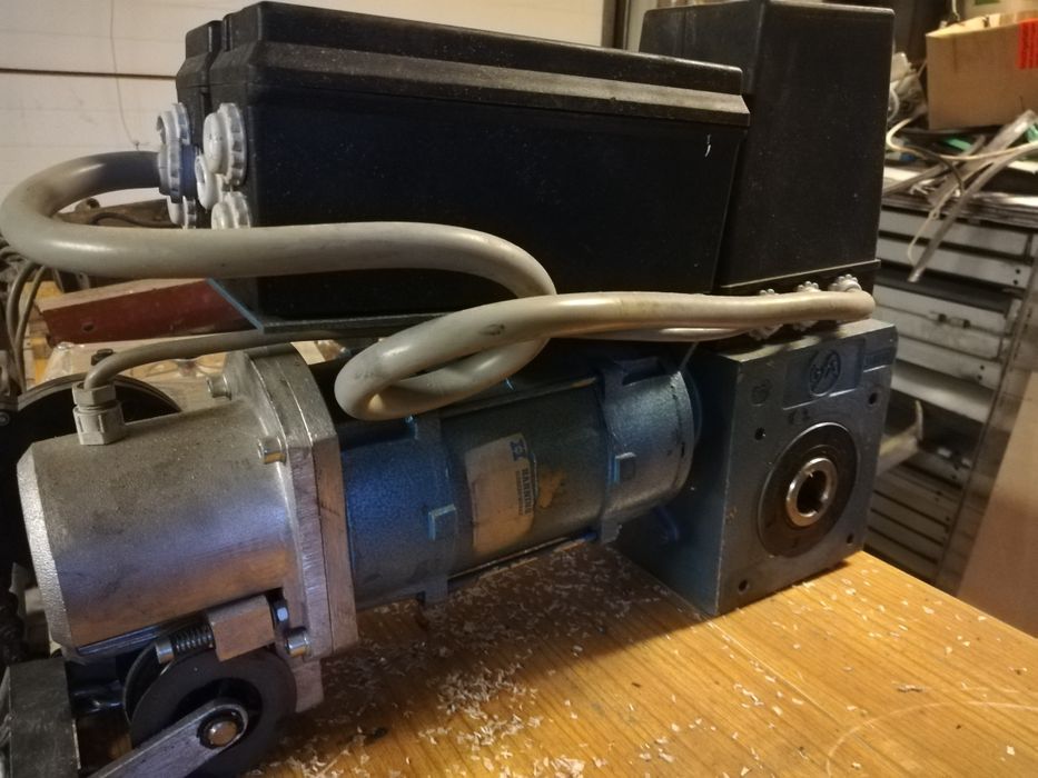 Napędy do bram GFA, hörmann, crawford, nice,sommer