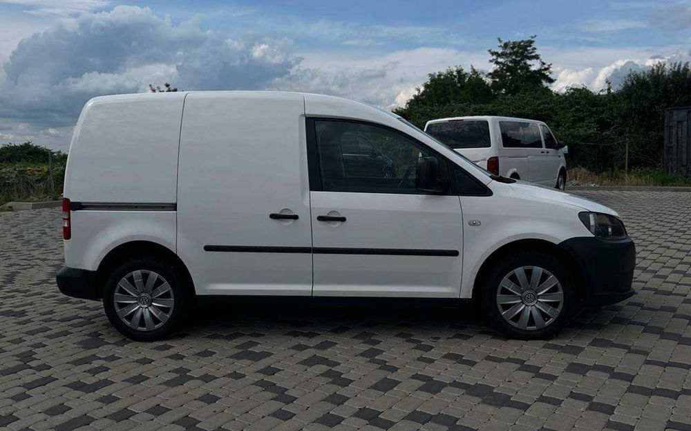 Volkswagen Caddy 2011