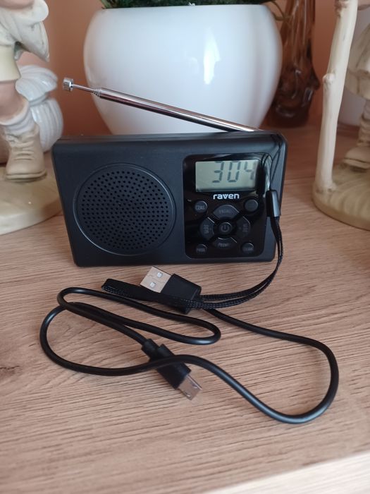 Radio przenośne  kompaktowe.