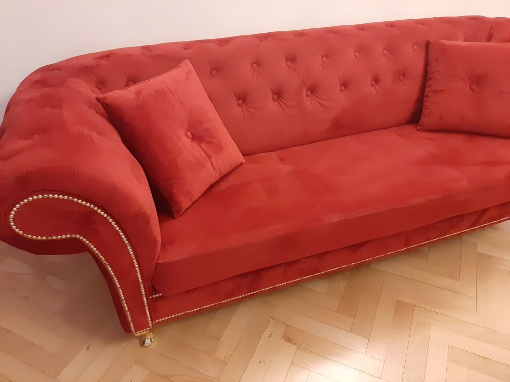 Zestaw wypoczynkowy chesterfield kanapa/sofa z podnóżkiem