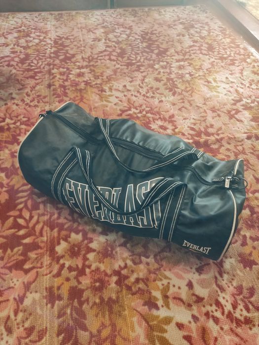 Продам боксерское снаряжение