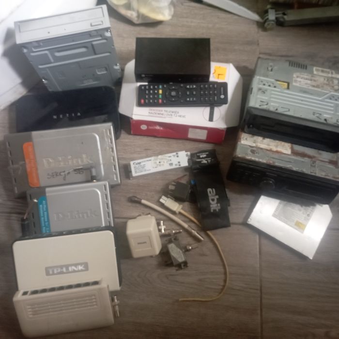 Części elektroniczne router dekoder (cena za zestaw)
