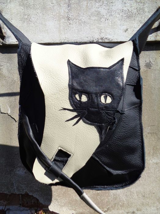 Artystyczna torebka skórzana z kotem. Handmade