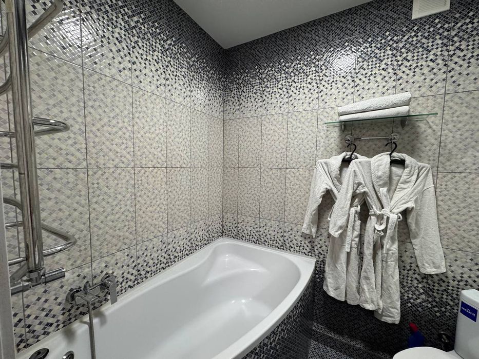 Подобово, 1-к, кВ. В новобудові, закрита територія, паркомісто