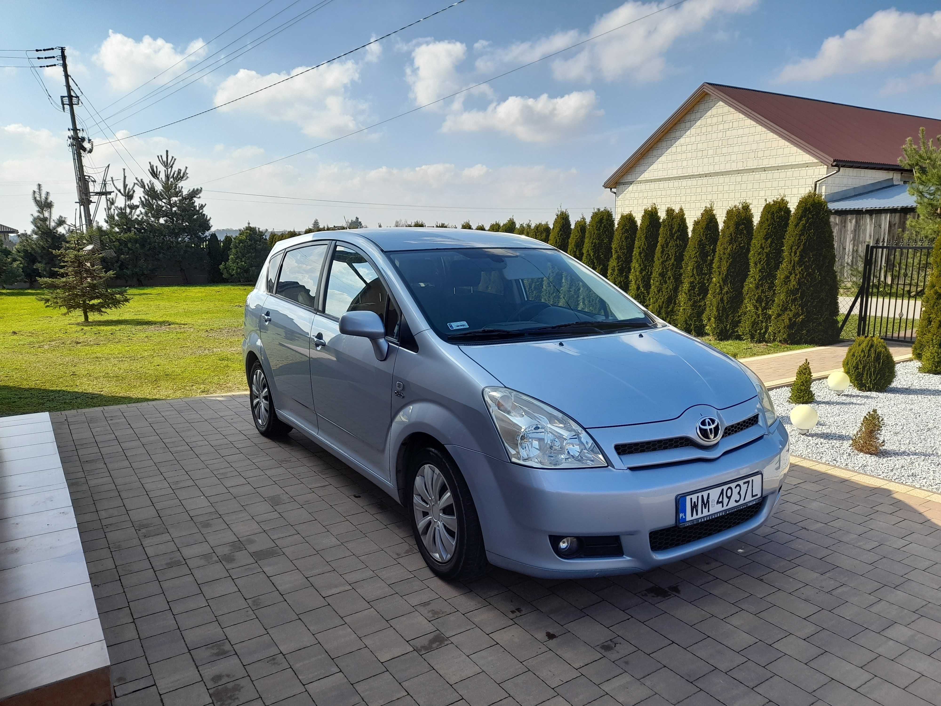 Corolla verso 2005