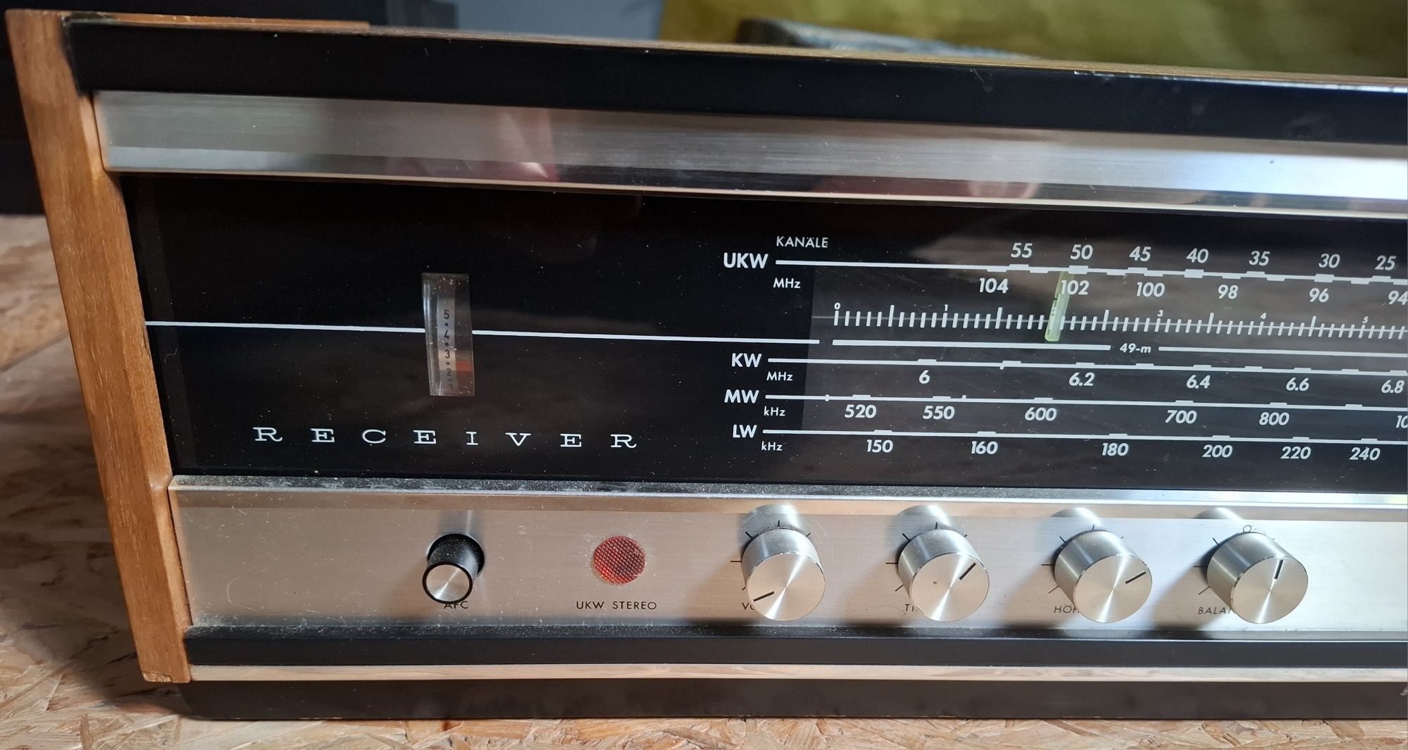 Amplituner Stereo Elac 2000T,