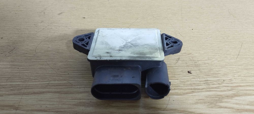 mercedes x204 glk 320 реле свечей накала 0522140709 розборки разборки