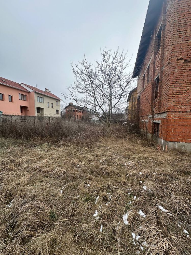 Продам будинок із земельною ділянкою біля Франківська, Угринів