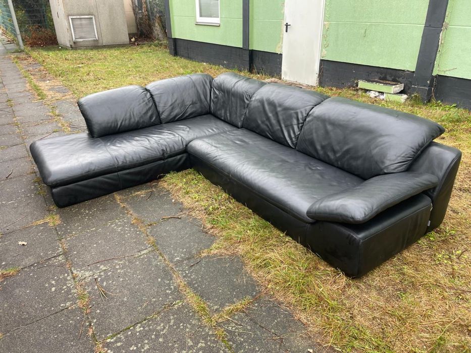 Продам шкіряний кутовий диван з Європи