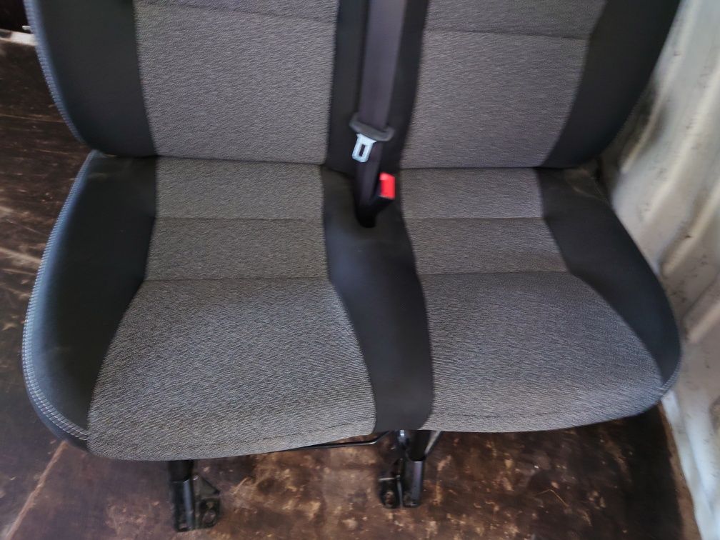 FIAT DUCATO III fotel kierowcy pneumatyczny komplet fotel pasażera