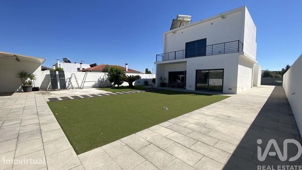 Casa / Villa T4 em Ponte de Sor, Tramaga e Vale de Açor de 319,00 m2