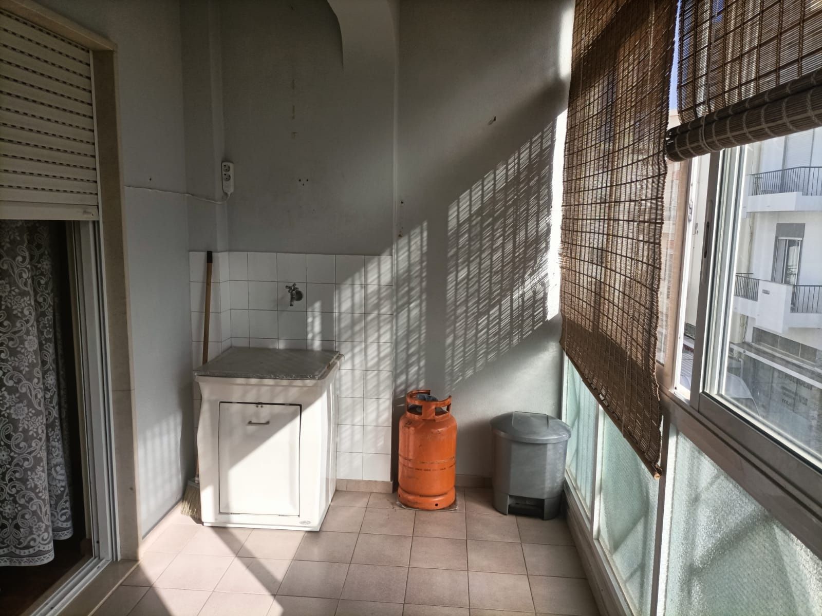 Vende-se T1 S. Luís Faro