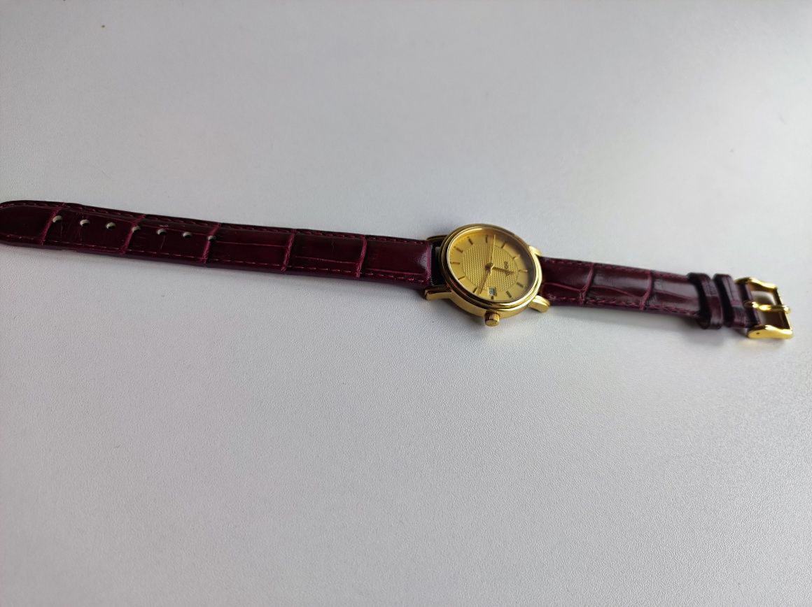 Unikalny Damski Zegarek Doxa 221.35 - Elegancja w Fiolecie.