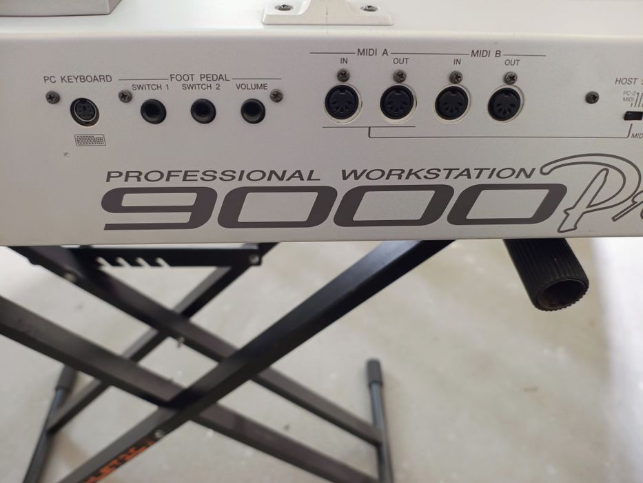 Yamaha psr 9000 pro