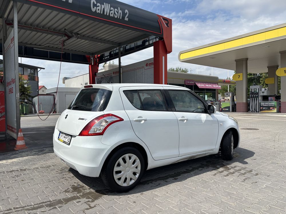 Suzuki Swift 1.3B 2012 LPG