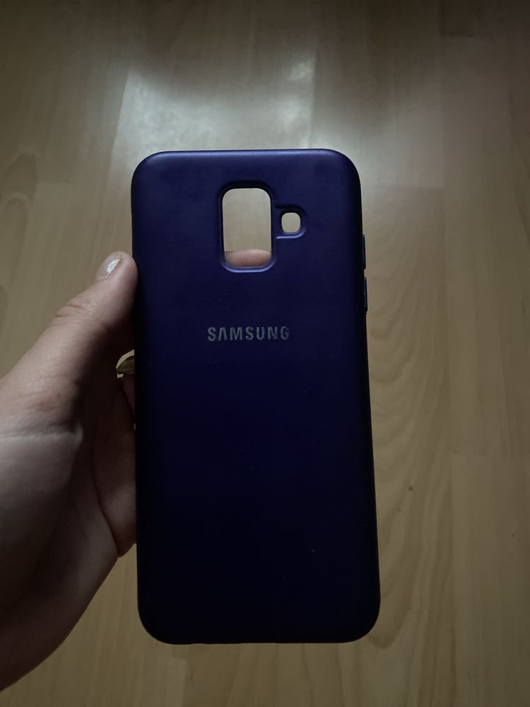 Силиконовий чохол samsung J810/J8(2018)