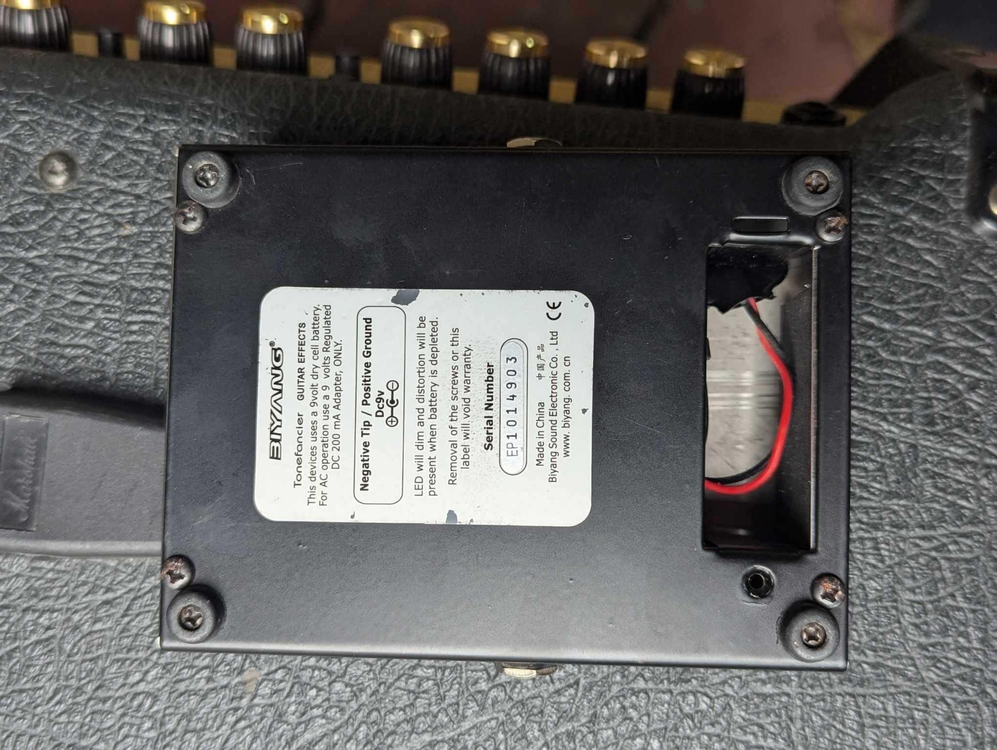 Symulator gitary akustycznej Woody Ac-8, efekt gitarowy.