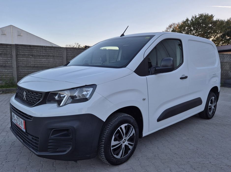 Peugeot Partner 1.5Hdi Klima Navi Kamera 3osobowy Serwisowany 2019 Rok
