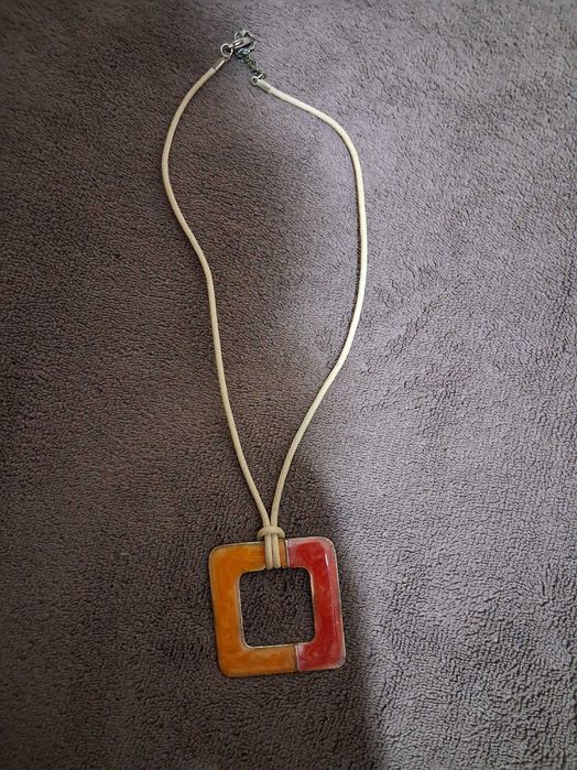 Colares a 3 Euros | Portes Incluídos