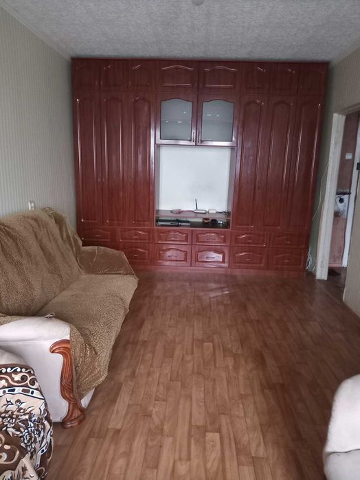 Сдам  1 комнатную квартиру на длительный срок  в саксаганском районе