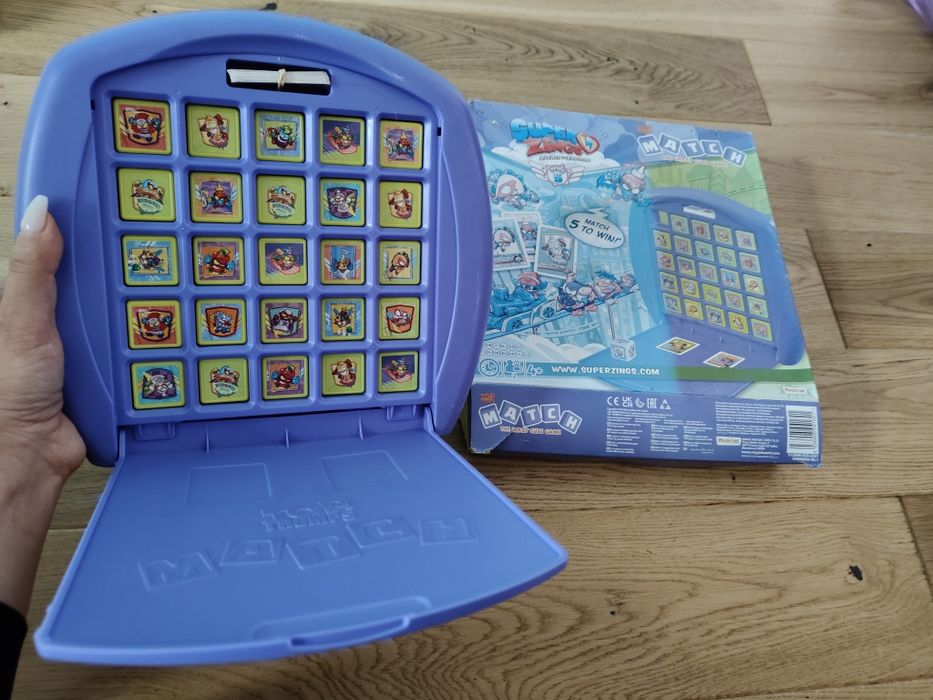 Super Zings Match gra jak Zgadnij Kto? Guess Who?