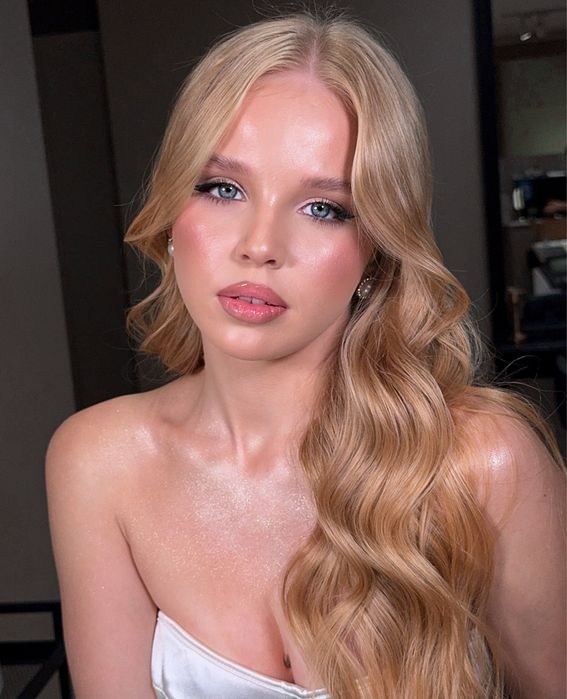 makijaż, upięncie włosów