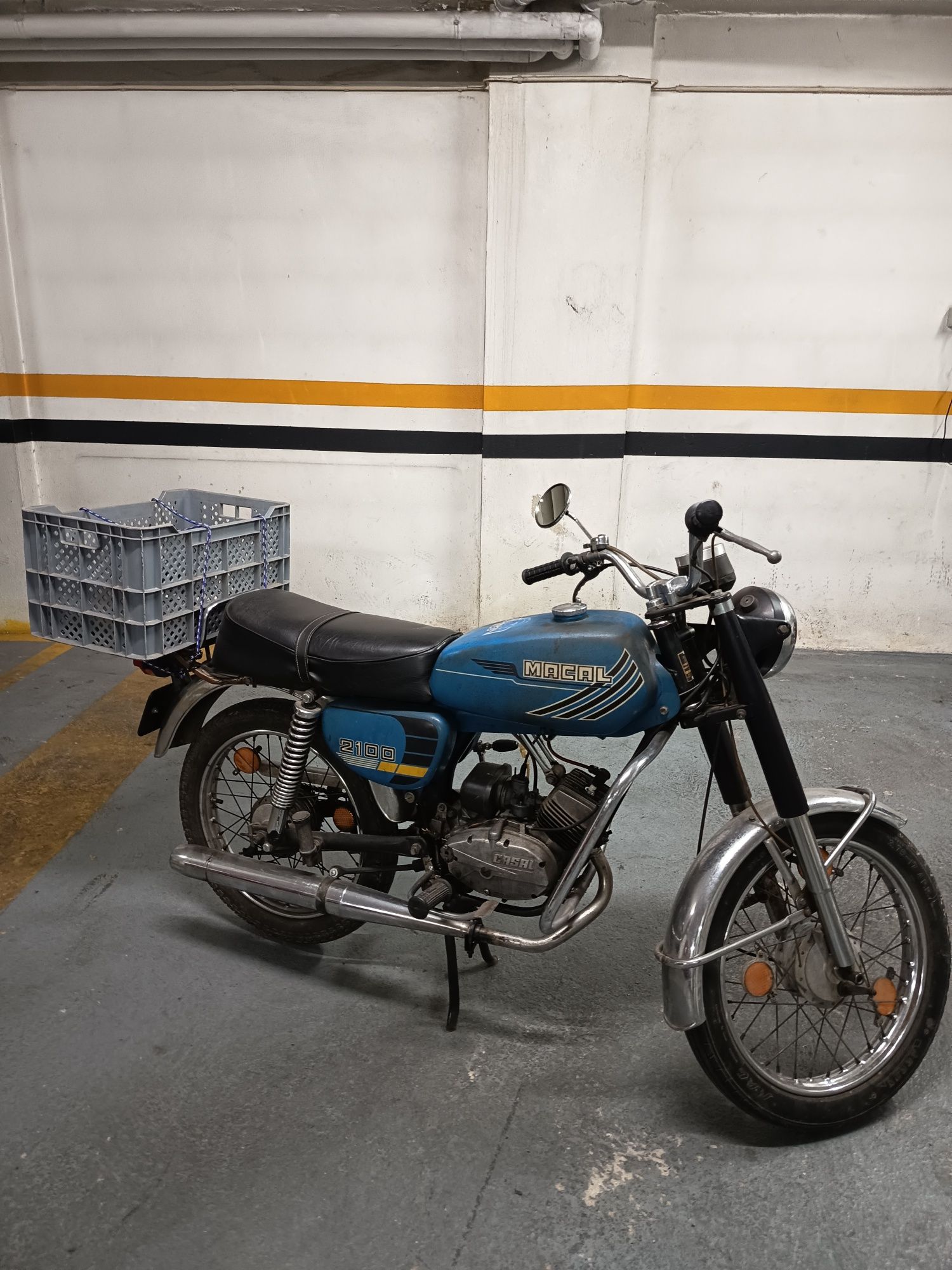 Macal 2100 e Yamaha CT50