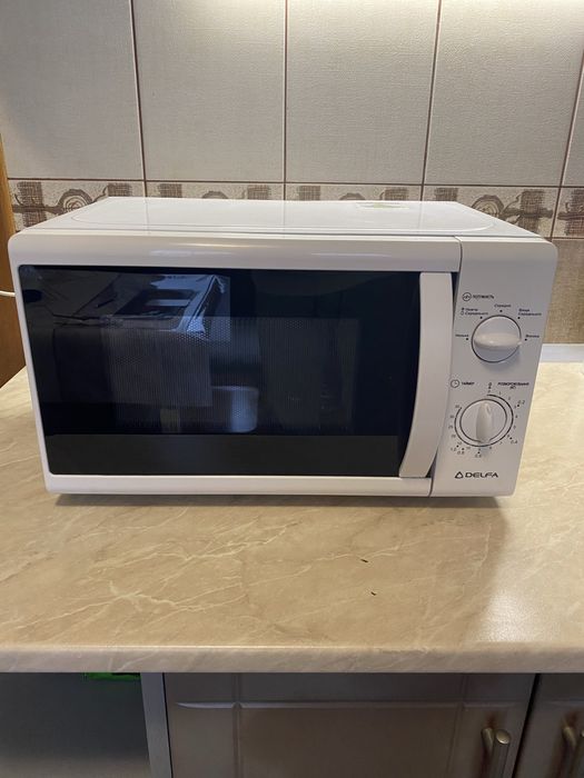 Мікрохвильова піч Delfa MD20MW