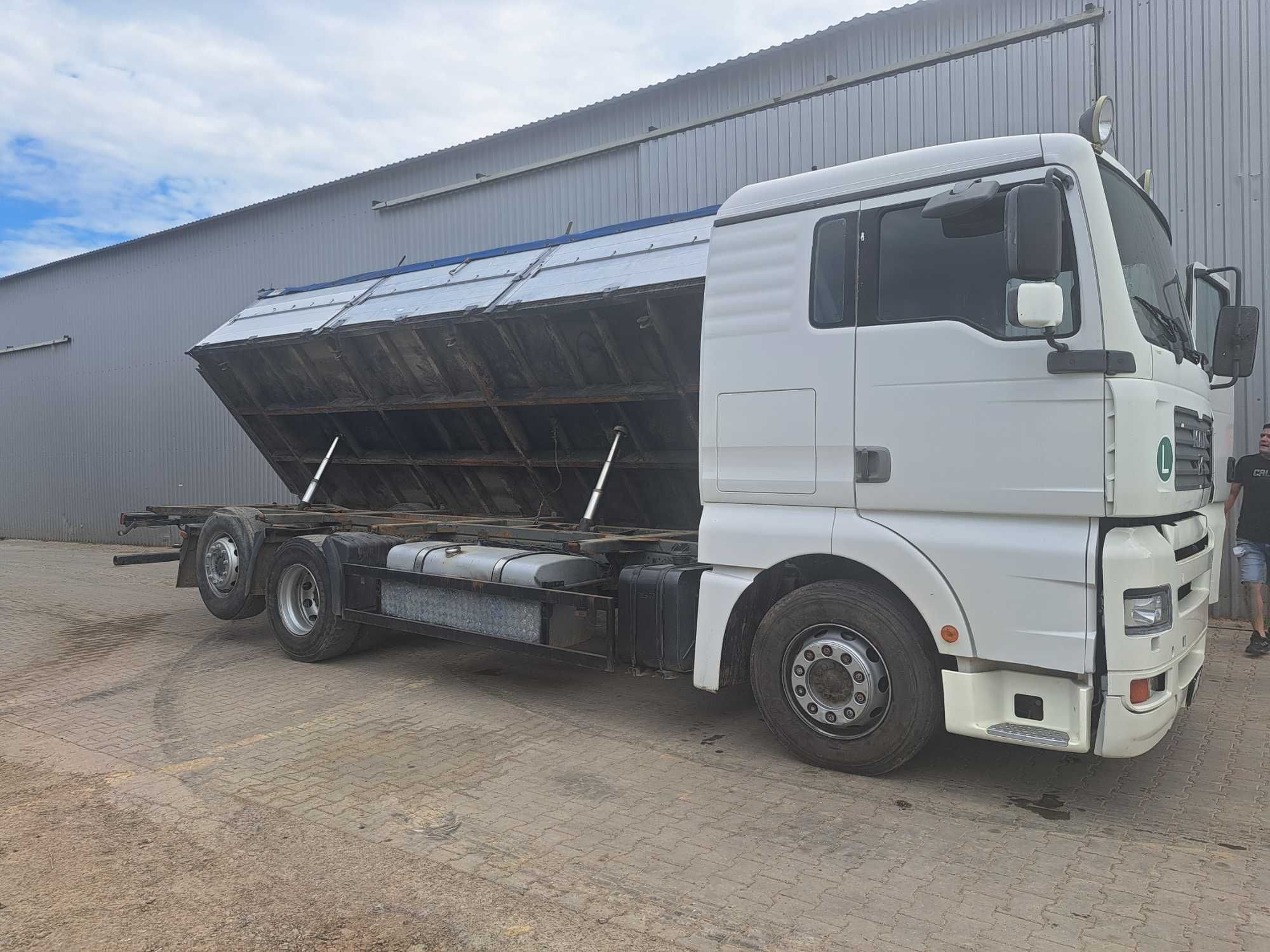 Man tga410 wywrot