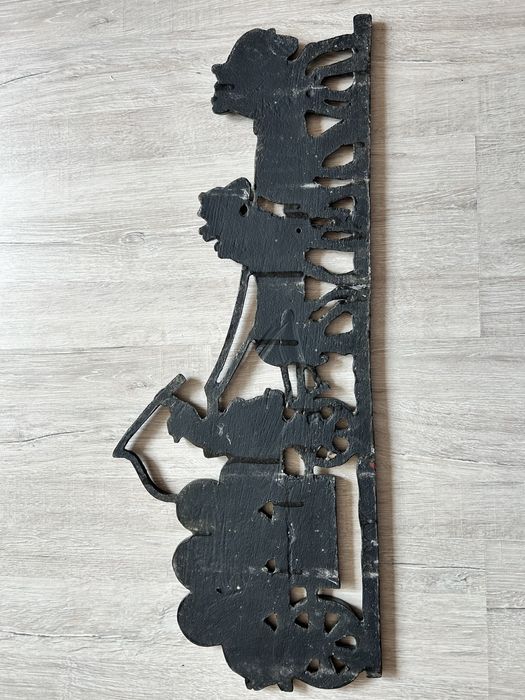 Metaloplastyka – dekoracja ścienna „Wóz z beczkami”