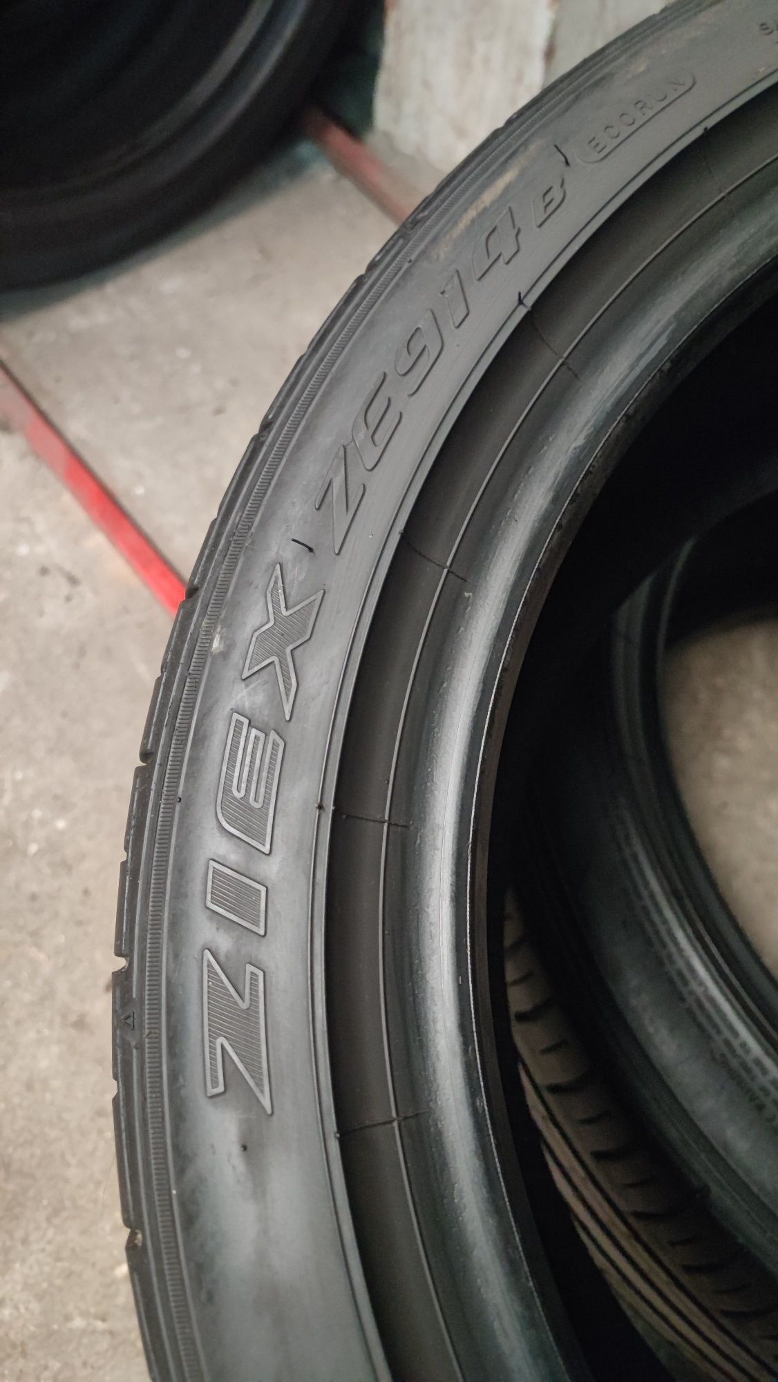 Vendo par 225/45r17 Falken Ziex com 70% piso