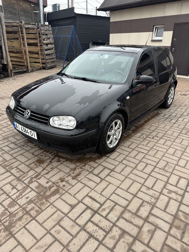 Volkswagen Golf 2002