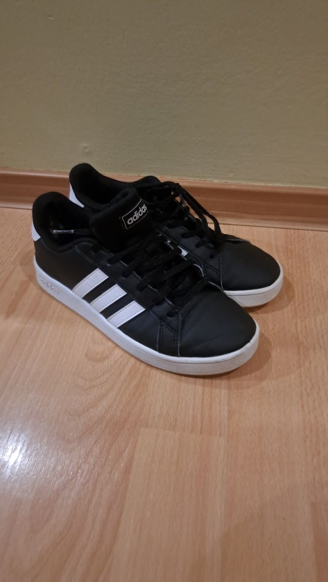 Buty adidas 37 i 1/3