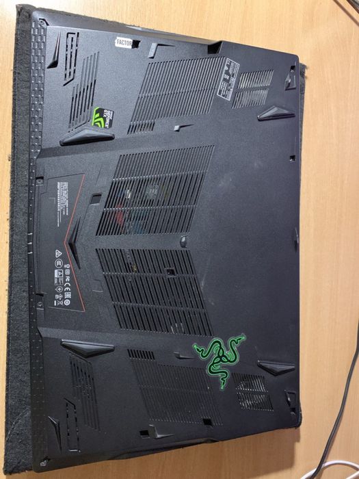 Ноутбук MSI GL73 8RC