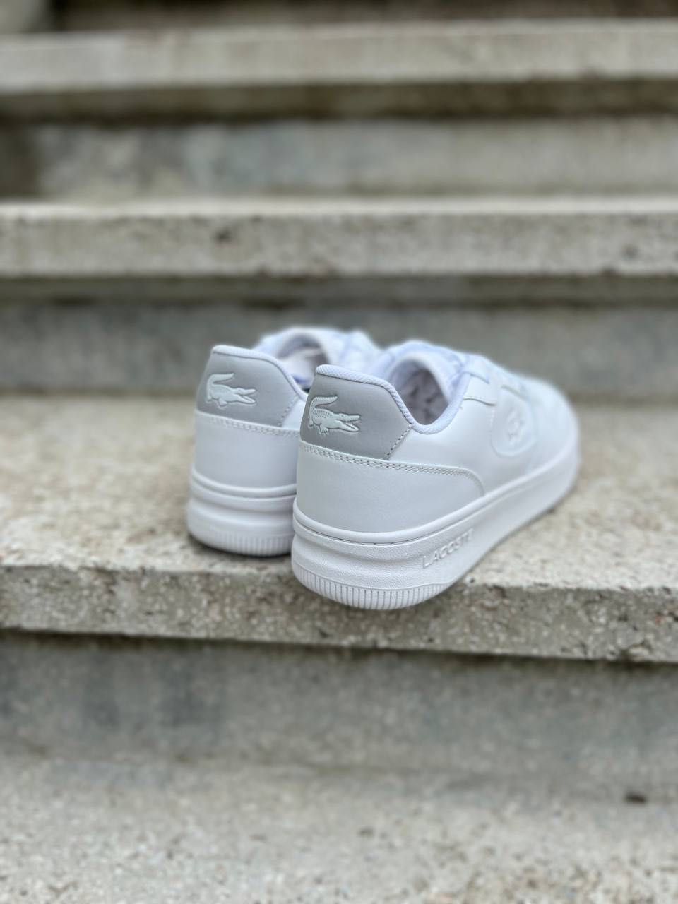 Кросівки Lacoste L001 (42р) (748sma001821g)