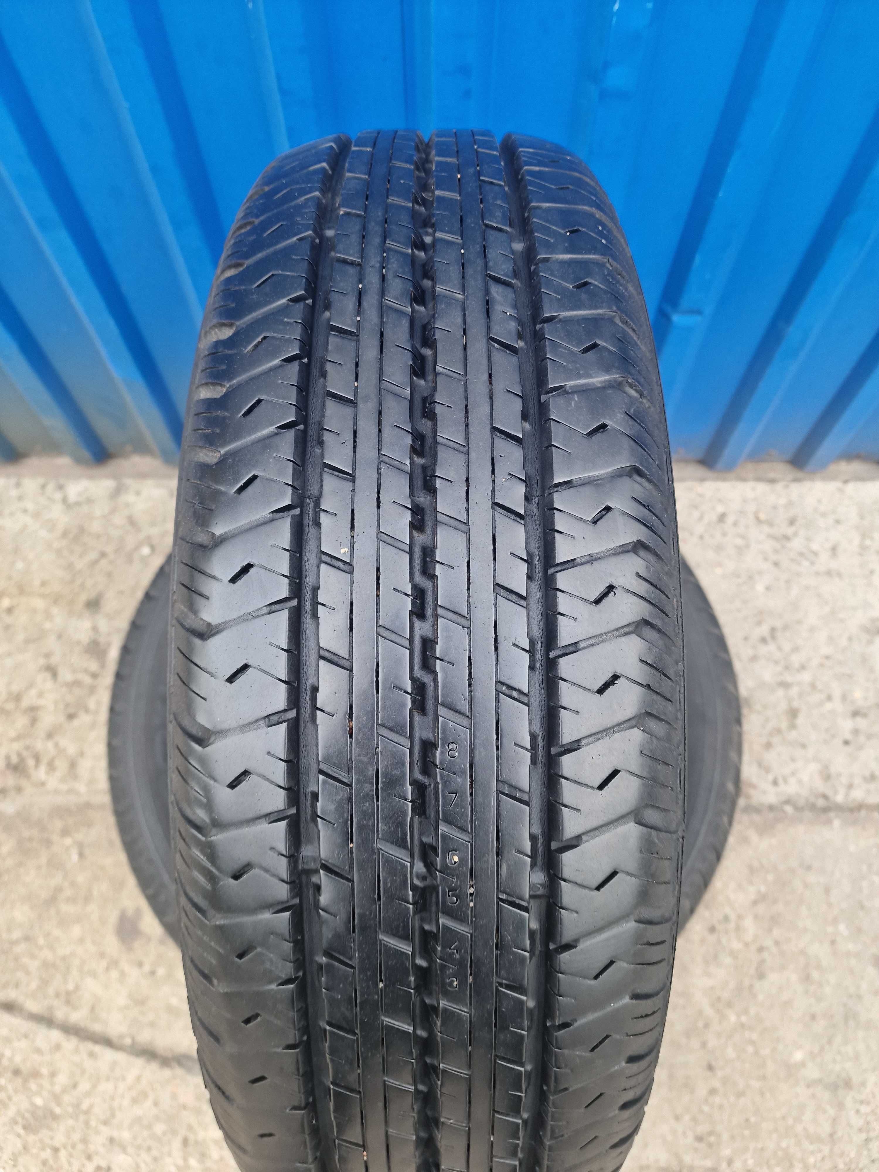 215/75R16C 116/114S Nokian cLine