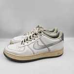 Buty Sportowe Sneakersy Damskie Nike Air Force 1 '07 Lx Rozmiar 40