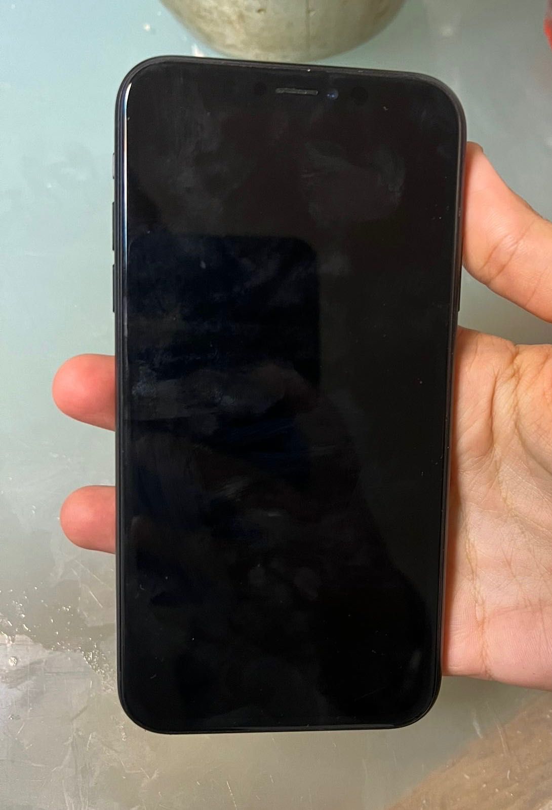 iPhone XR 128GB seminovo (estado novo)