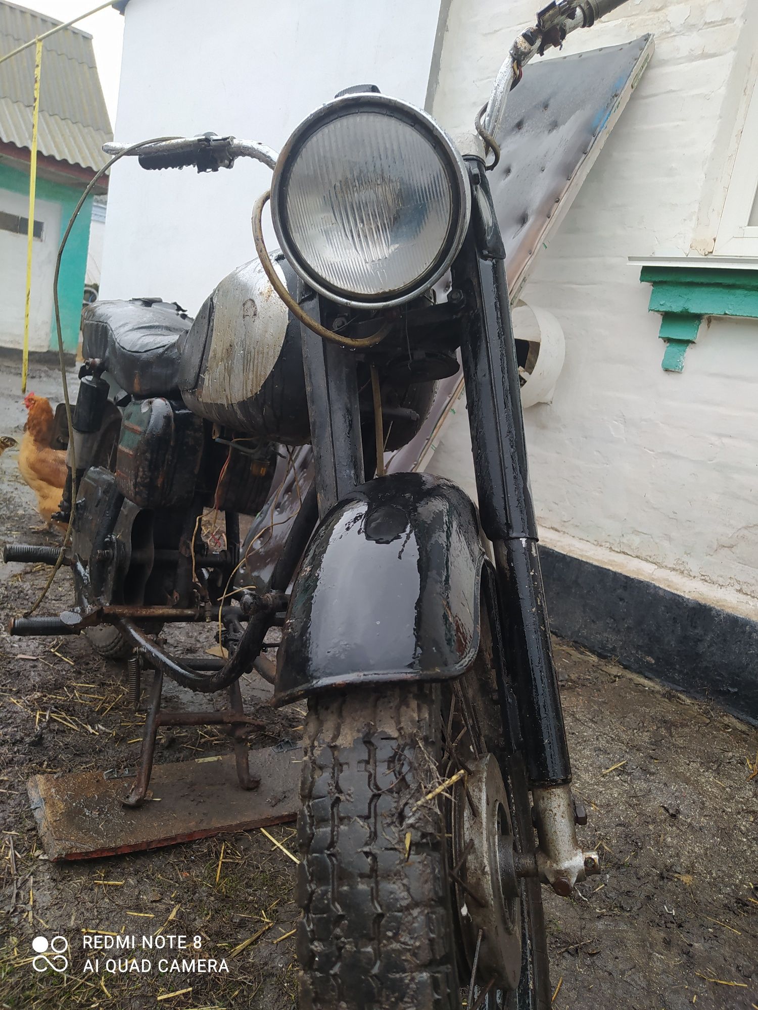 Залишки мотоцикла Панонія 1968рік