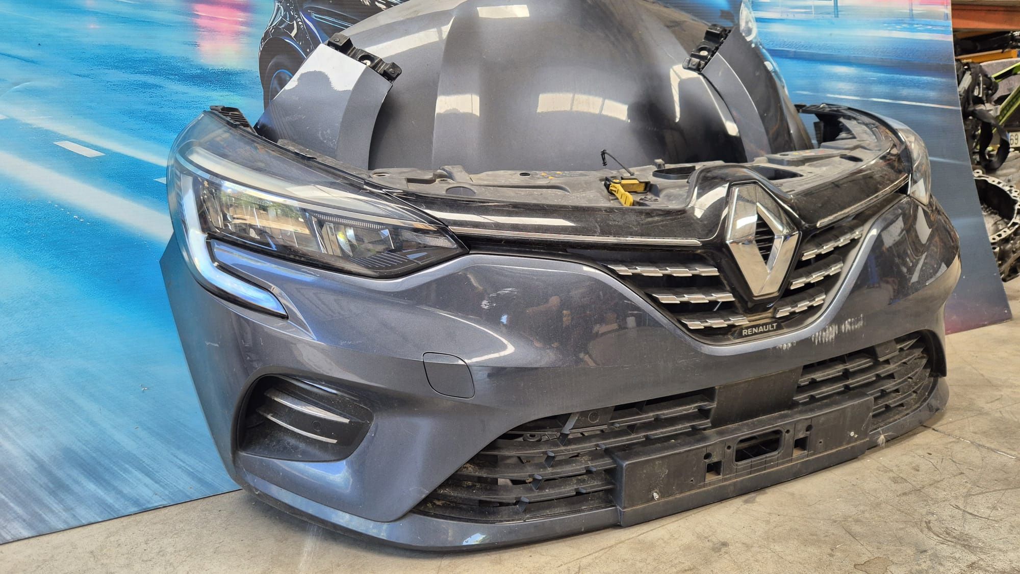 Frente completa Renault Clio 5