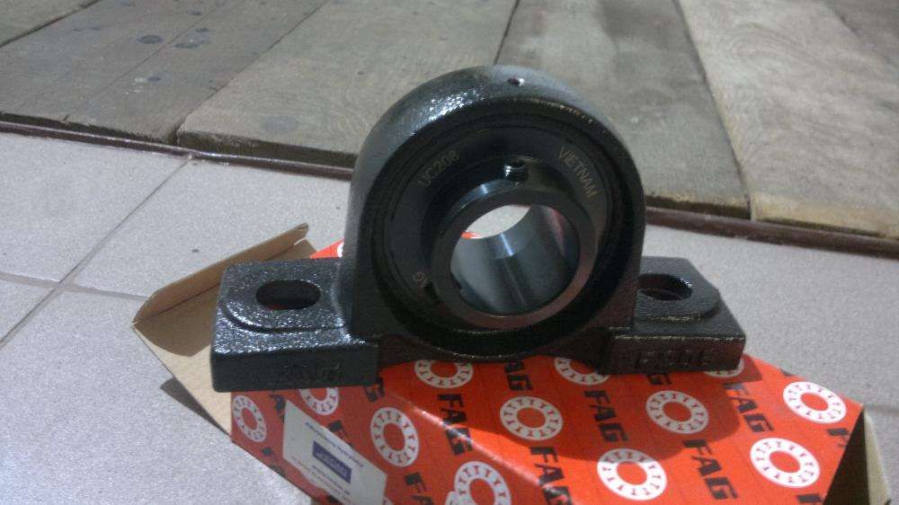 Łożysko w oprawie samonastawne FAG UCP 209 fi 45mm Nowe. Ucp 210