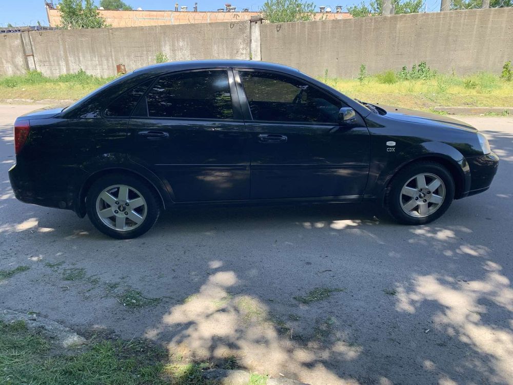 Chevrolet Lacetti у ганому стані