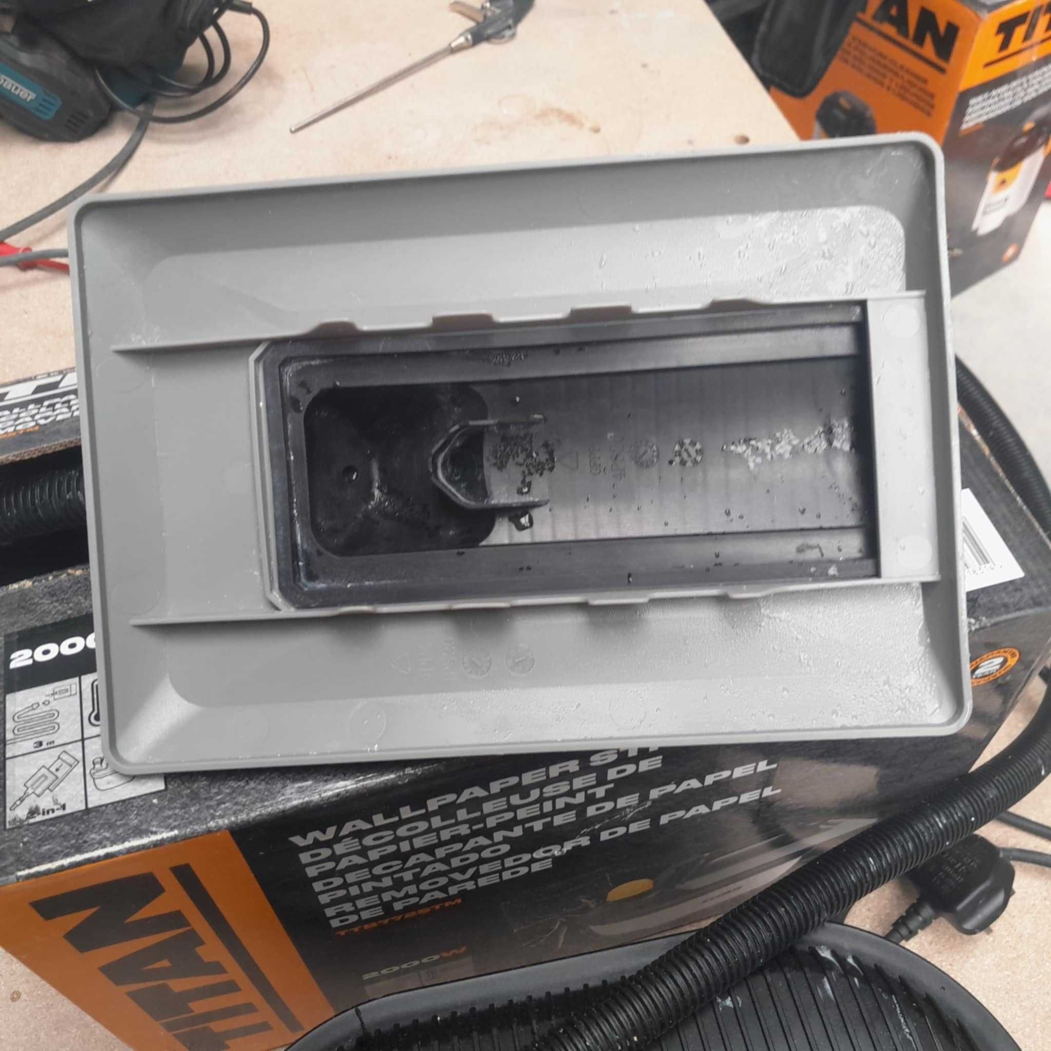 Parownica Titan 2000w do usuwania tapety starej farby
